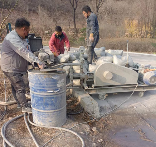 南湖路面下沉注浆